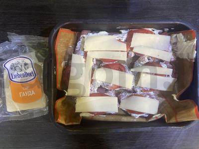 Kiaulienos eskalopas su pomidorais po sūrio plutele Žingsnis 3