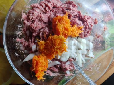 Kalakutų kotletai su sezamu Žingsnis 3