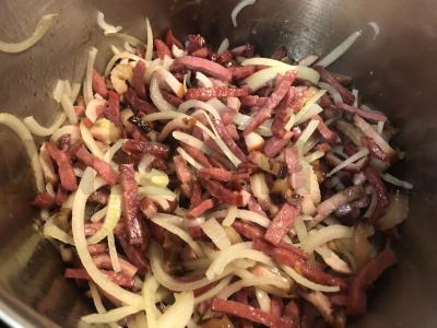 Sultinys su rūkytomis šoninėmis, dešromis ir kaparėliais Žingsnis 8