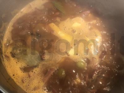 Sultinys su rūkytomis šoninėmis, dešromis ir kaparėliais Žingsnis 15