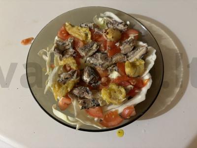 Daržovių salotas su žuvimi Žingsnis 5