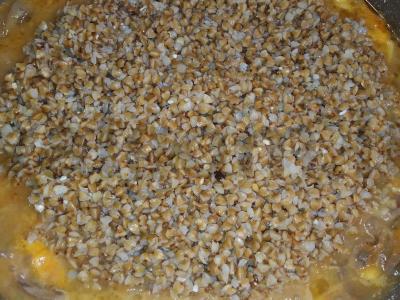 Vištienos širdelės su padažu ir grikių koše keptuvėje Žingsnis 7