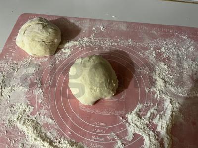 Rudasis pyragas iš mielinės tešlos su traškia kopūstų įdaru Žingsnis 6