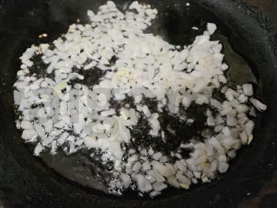 Makaronai su kalakutiena Alfredo padaže Žingsnis 1