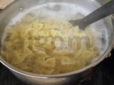 Makaronai su kalakutiena Alfredo padaže Žingsnis 2