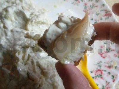 Kanarė su varškės sūriu, marinuotais agurkais ir silke Žingsnis 4