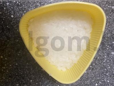 Onigiri su lašiša ir agurku Žingsnis 5