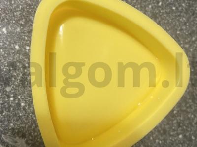 Onigiri su lašiša ir agurku Žingsnis 10