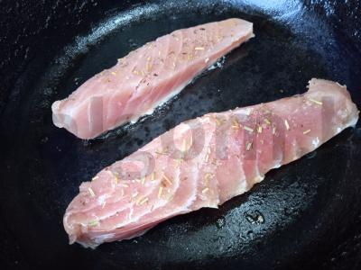 Tuno filė su kuskuso garnyru Žingsnis 1