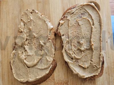 Sotūs skrebutis su žemės riešutų pasta Žingsnis 3