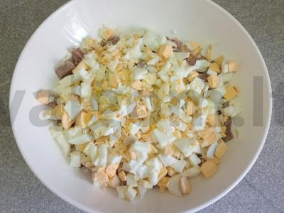 Šaltibarščiai su virta jautienos liežuviu ant duonos kvaso Žingsnis 2