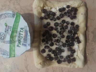 Šaldyto tešlos pyragas su mėlynėmis Žingsnis 3