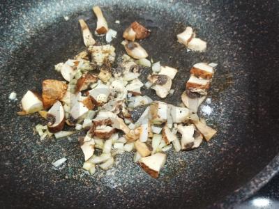 Grikių košė su pievagrybiais Žingsnis 2