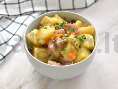 Troškinta bulvė su rūkytomis vištienos krūtinėlėmis pagrindine nuotrauka