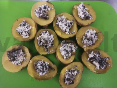 Bulvių valtelės su jūros kopūstais ir varškės sūriu Žingsnis 6