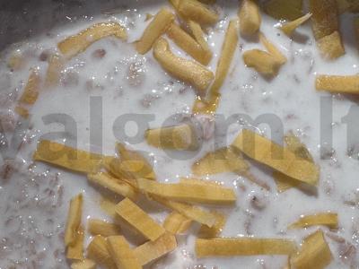 Avižinė košė su pienu, cukrumi ir mangais Žingsnis 4