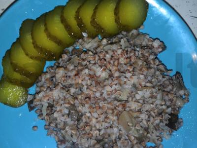 Grikių košė su grybais pagrindine nuotrauka