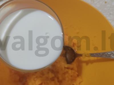 Moliūgų ir obuolių pyragas Žingsnis 4