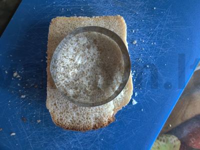 Sumuštinis su kumpiu, žolelėmis ir padažu Žingsnis 1