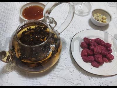 Arbata su avietėmis ir imbieru Žingsnis 1