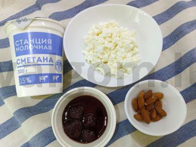 Skanus ir naudingas pusryčių patiekalas su varške Žingsnis 1