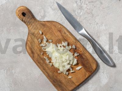 Vištienos krūtinėlė su raudonaisiais pupelėmis Žingsnis 1