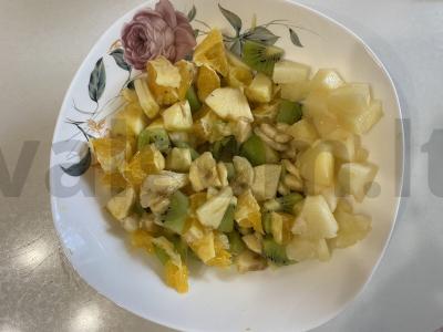 Naudingas vaisių salotas Žingsnis 3