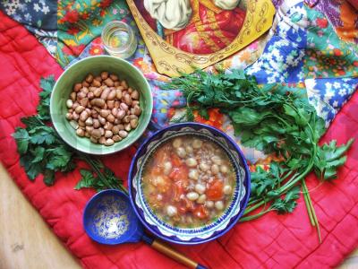 Grikių sriuba su žemės riešutais ir pomidorais pagrindine nuotrauka