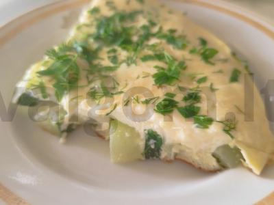 Omletas su cukinija po sūriu pagrindine nuotrauka