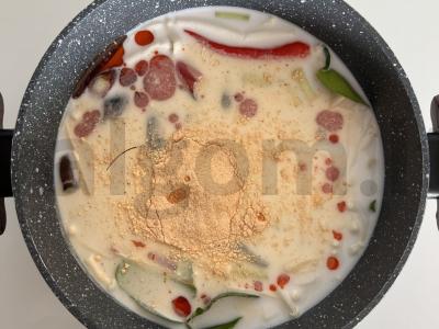 Tom Yum su kokosų pienu ir čili pasta Žingsnis 6