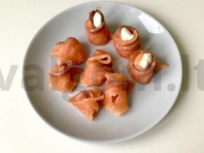 Sūdymas lašišos sausuoju būdu pagrindine nuotrauka