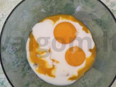 Pankekai su pienu Žingsnis 1