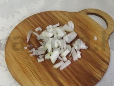 Kiaulienos guliašas su prieskoniais plovui Žingsnis 3