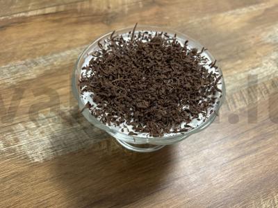 Varškės desertas iš sausainių su chia sėklomis ir šokoladu Žingsnis 4