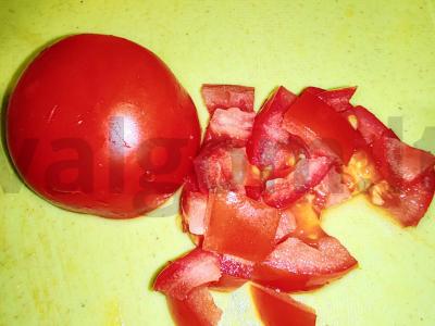 Salotas su rukola, apelsinu, žemės riešutais ir sūriu Žingsnis 4