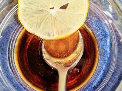 Salotas su rukola, apelsinu, žemės riešutais ir sūriu Žingsnis 5