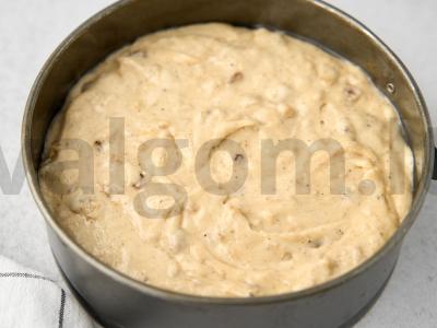 Raisinų ir graikinių riešutų keksiukas Žingsnis 7