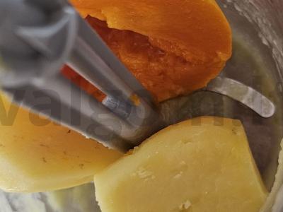 Moliūgų kreminė sriuba su bekonu Žingsnis 2