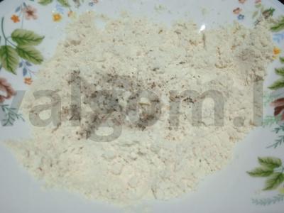 Kepta šprotų žuvis alaus tešloje Žingsnis 1