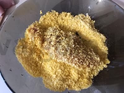 Kepta vištienos krūtinėlė su džiūvėsėliais Žingsnis 3