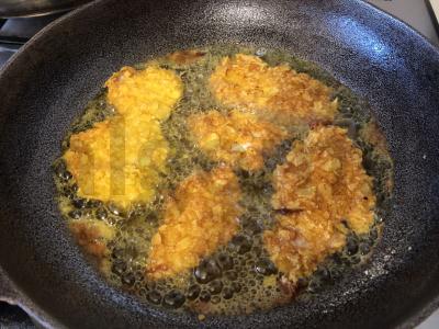 Kepta vištienos krūtinėlė su džiūvėsėliais Žingsnis 4