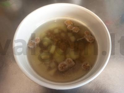 Adygei sriuba su kviečių ir bulvėmis pagrindine nuotrauka