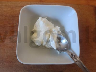 Kibinai su varške ir cukrumi orkaitėje Žingsnis 1