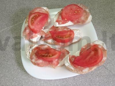 Karšti sumuštiniai iš ciabatta per 25 minutes Žingsnis 3