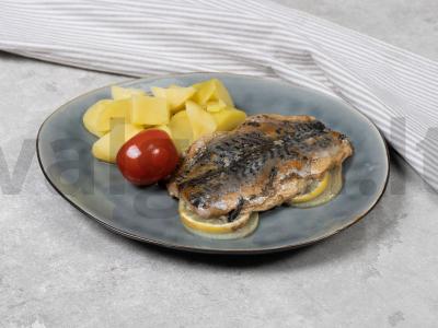 Skumbrija su citrina ir svogūnais orkaitėje pagrindine nuotrauka