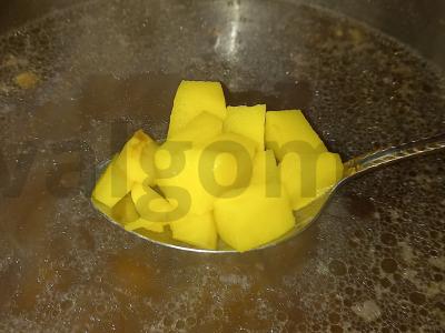 Vištienos sriuba su žaliaisiais lęšiais Žingsnis 6