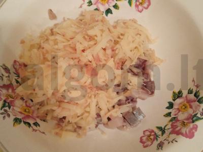 Salotas „Patingėjusi silkė po kailiu“ Žingsnis 2