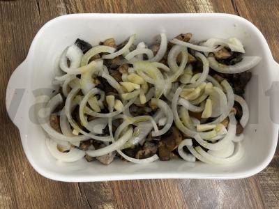 Kepti vištienos kotletai su grybais Žingsnis 3