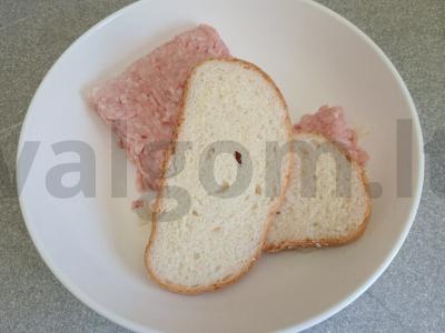 Kotelės iš kiaulienos faršo su jalapeño pipirais Žingsnis 2