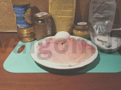 Vištienos šnicelis originaliame tešloje Žingsnis 1